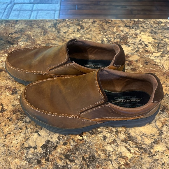 Skechers Brown Slip-On shoes size 13 - Picture 3 of 6